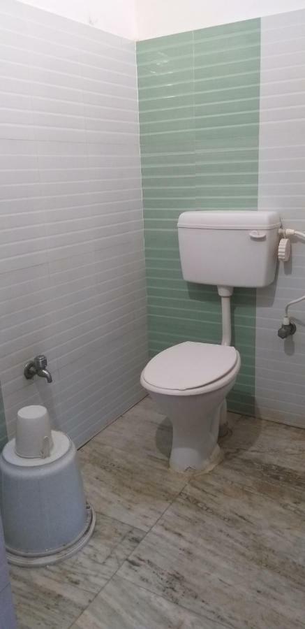 Hotel Gunjan Puri Bagian luar foto